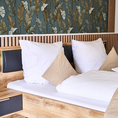 Hotel Maximo Pinneberg Buitenkant foto