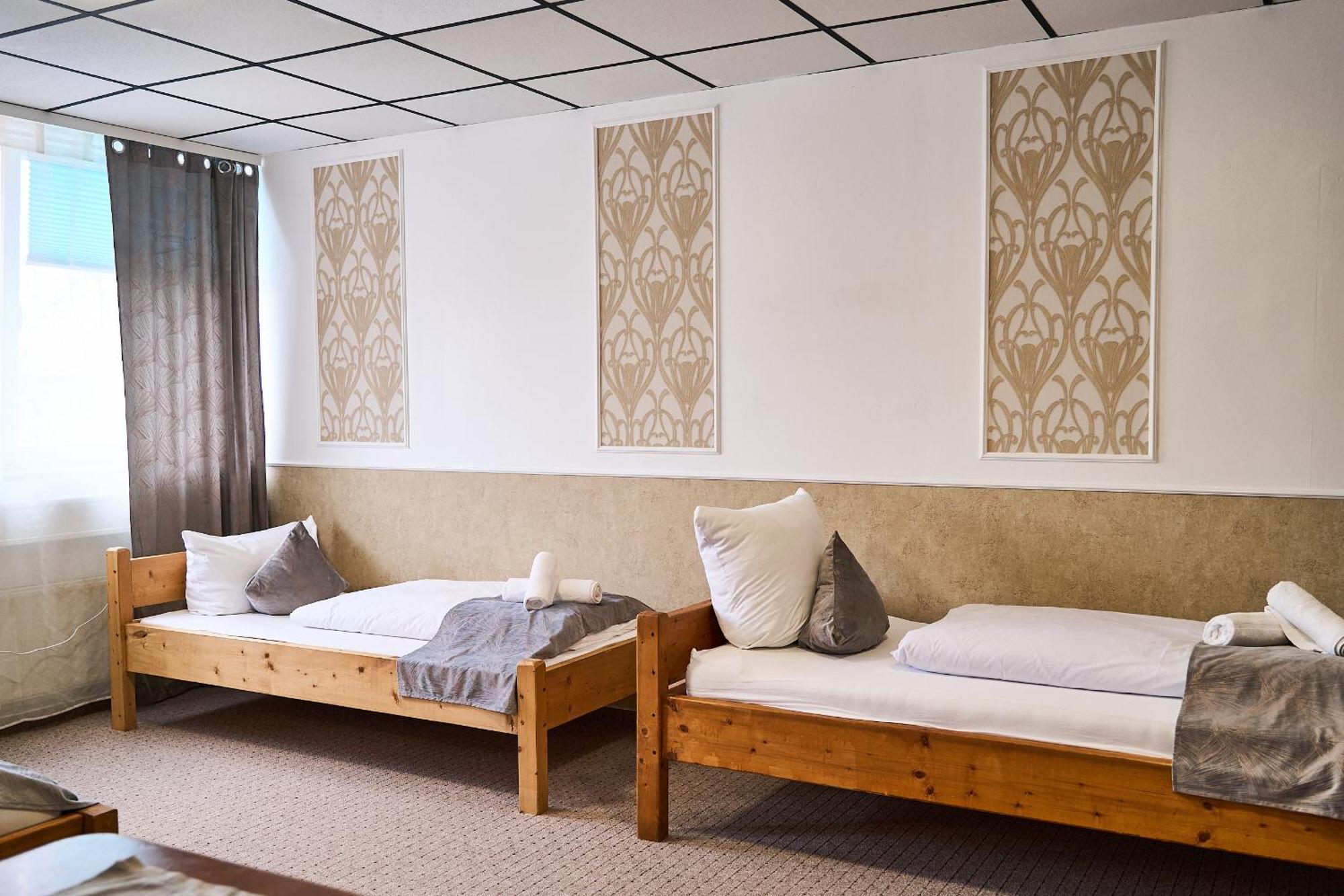 Hotel Maximo Pinneberg Buitenkant foto
