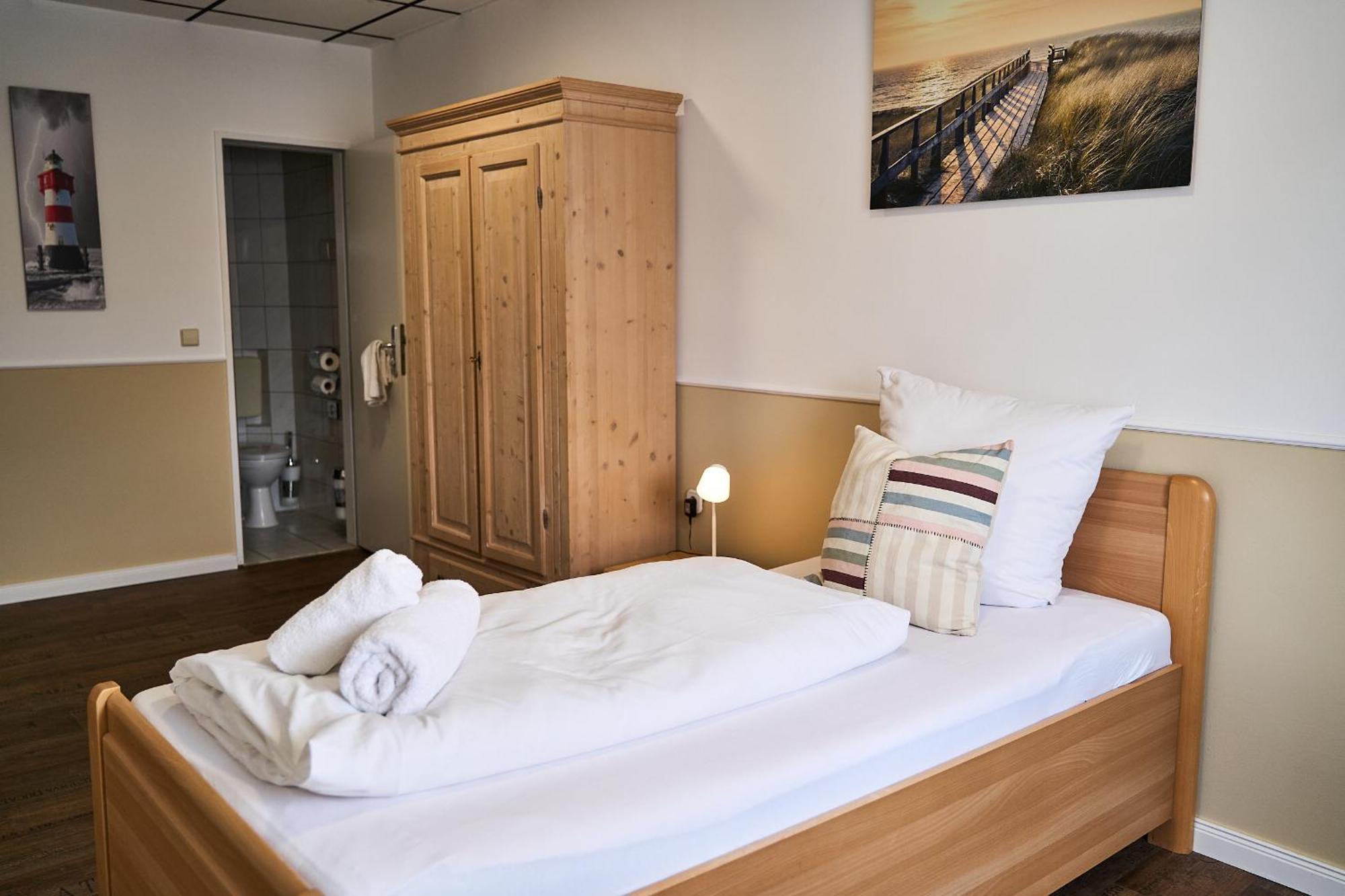 Hotel Maximo Pinneberg Buitenkant foto